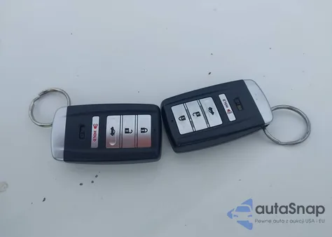 2016 Acura Rlx Technology Package z USA, uszkodzony, nr VIN JH4KC1F59GC001275